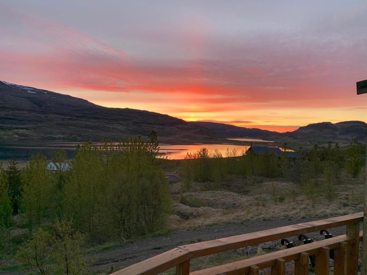 Icelandic Lake House 阿克拉内斯 外观 照片