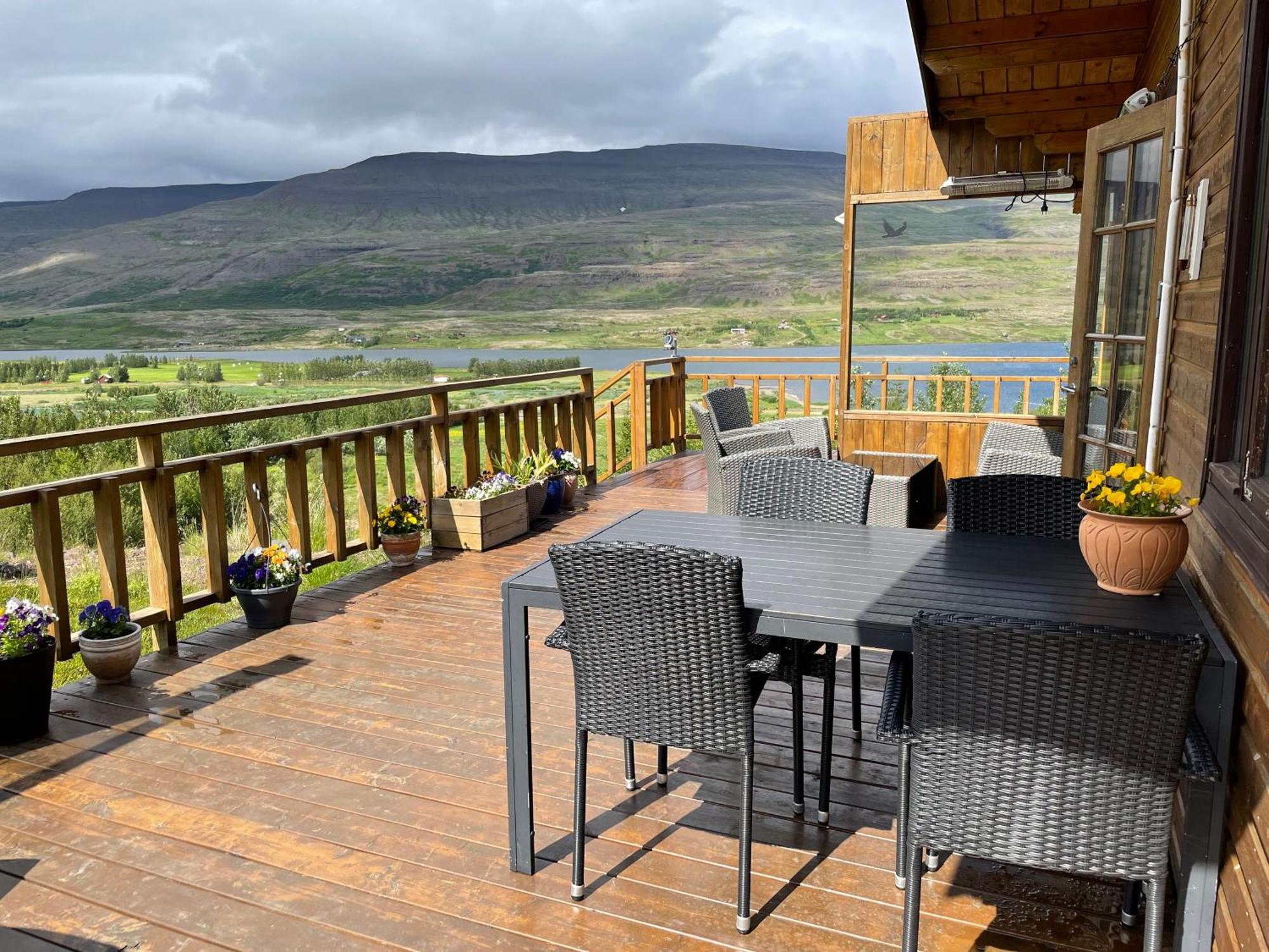 Icelandic Lake House 阿克拉内斯 外观 照片
